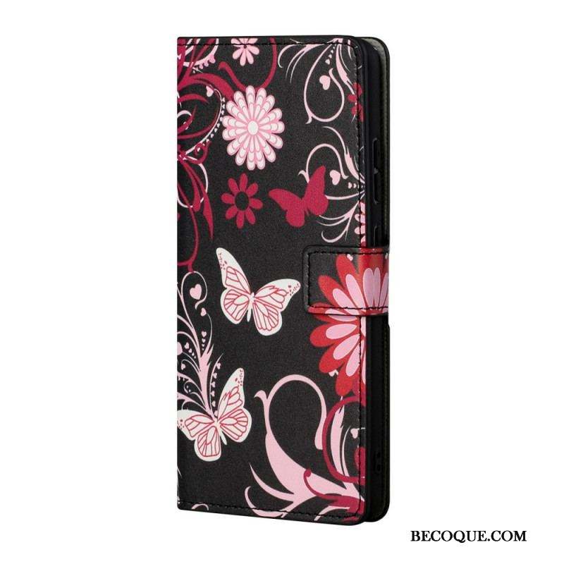 Housse Samsung Galaxy S22 Plus 5G Papillons et Fleurs