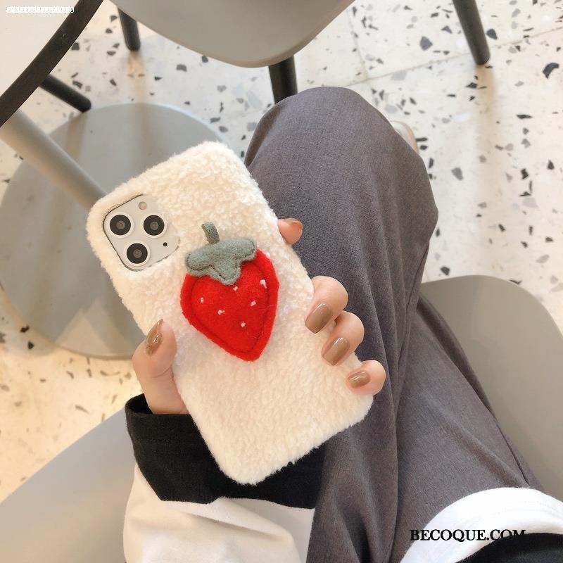 iPhone 11 Pro Charmant Petit Blanc Rouge Peluche Coque De Téléphone